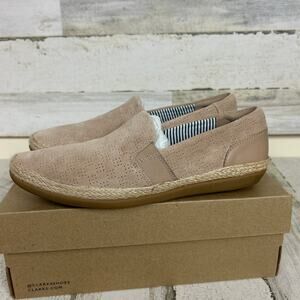 Clarks womens 8 Danelly Rai Sand suede slip on casual shoe loafer tan
